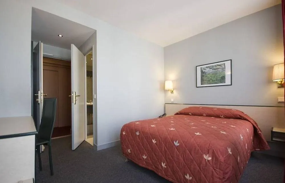 Hotell Pierre Nicole 2*